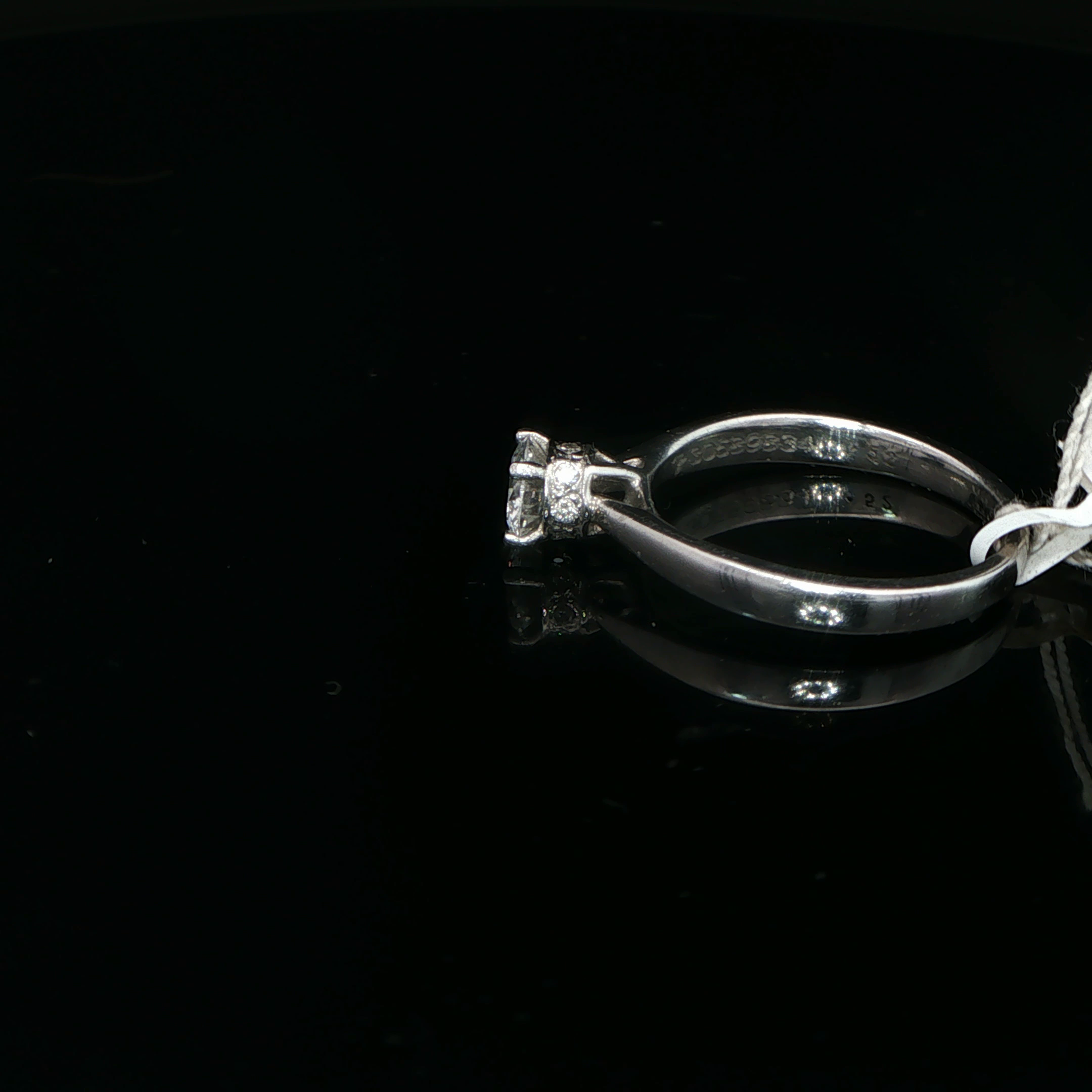 Classic Round Diamond Solitaire Ring in Platinum