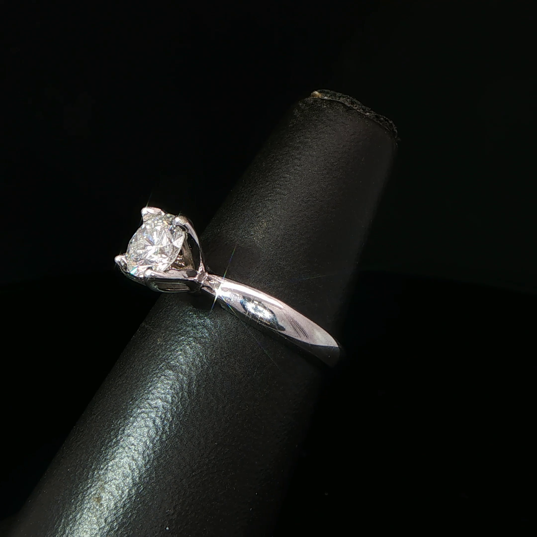 Round Diamond Four-Prong Solitaire Ring in 14k White Gold