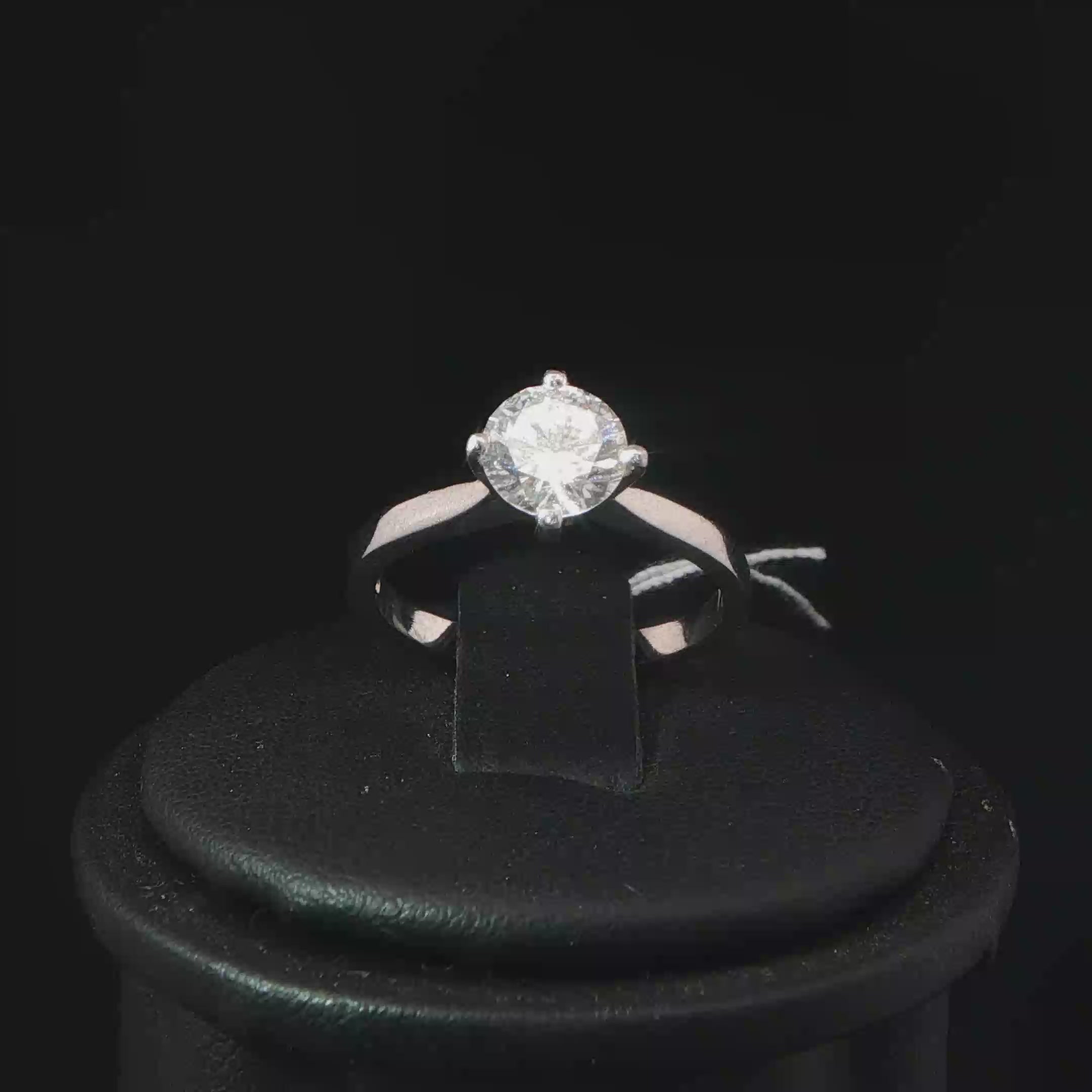 Four-Prong Diamond Solitaire Ring in Platinum